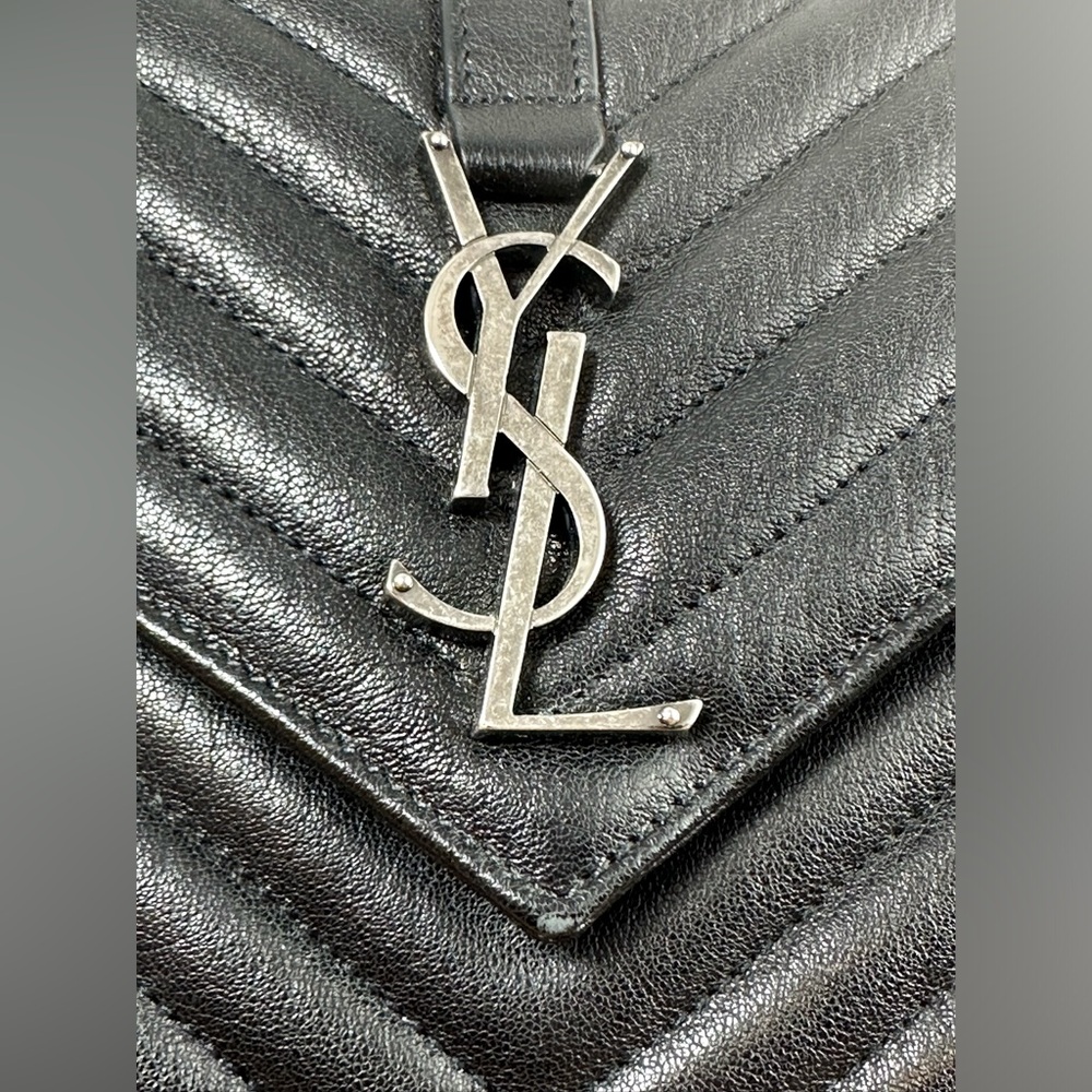 YSL College Medium Black in Quilted Leather Silver Hardware Used - Picture 15 of 16